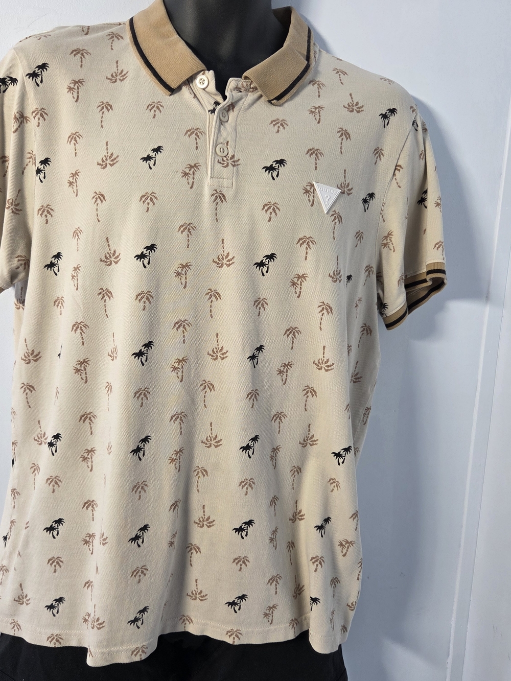 Guess Beige Polo with Palm-Print and Contrast Collar